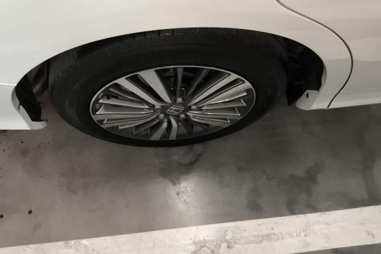 Used Honda Odyssey 2018 2.4L Smart Edition Right Rear Wheel Hub