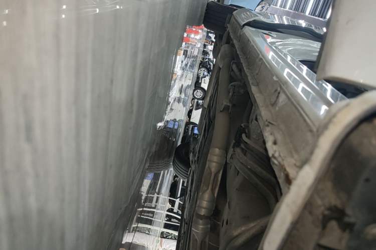 Used Honda Odyssey 2018 2.4L Luxury Edition Right Side Sill
