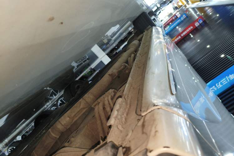 Used Honda Odyssey 2018 2.4L Luxury Edition Right Side Sill