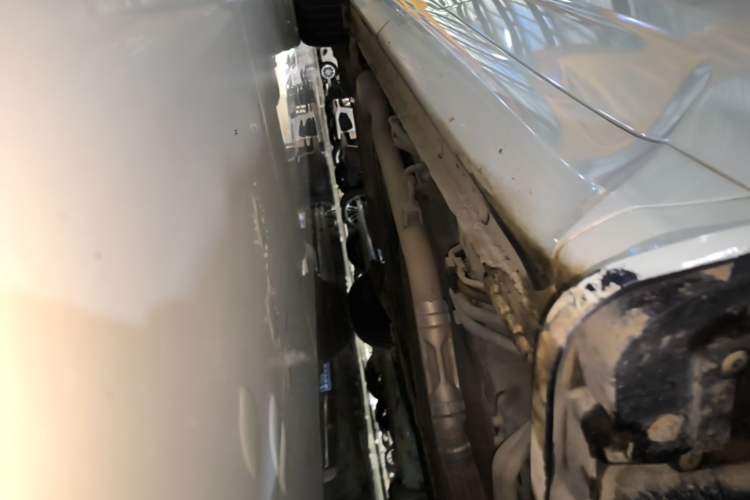 Used Honda Odyssey 2018 2.4L Luxury Edition Right Side Sill