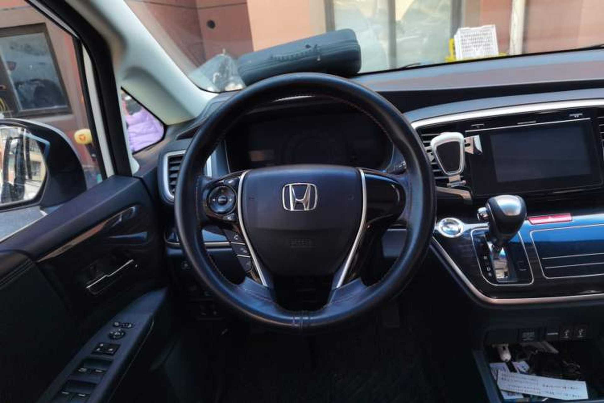 Used Honda Odyssey 2018 2.4L Luxury Edition Steering Wheel