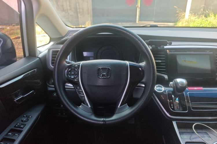 Used Honda Odyssey 2018 2.4L Luxury Edition Steering Wheel