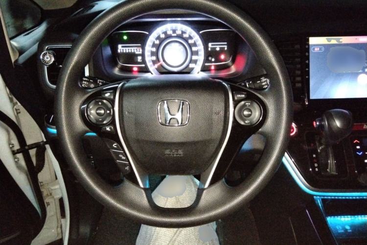 Used Honda Odyssey 2018 2.4L Luxury Edition Steering Wheel