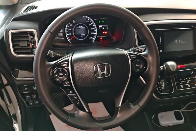 Used Honda Odyssey 2018 2.4L Smart Edition Steering Wheel