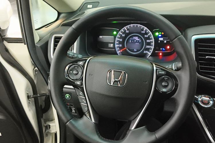Used Honda Odyssey 2018 2.4L Smart Edition Steering Wheel