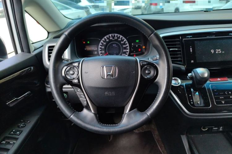 Used Honda Odyssey 2018 2.4L Smart Edition Steering Wheel