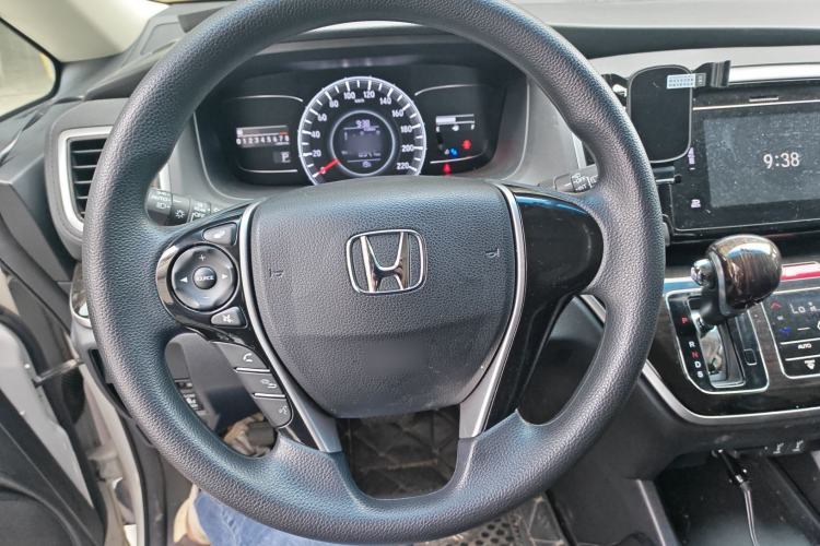 Used Honda Odyssey 2018 2.4L Luxury Edition Steering Wheel