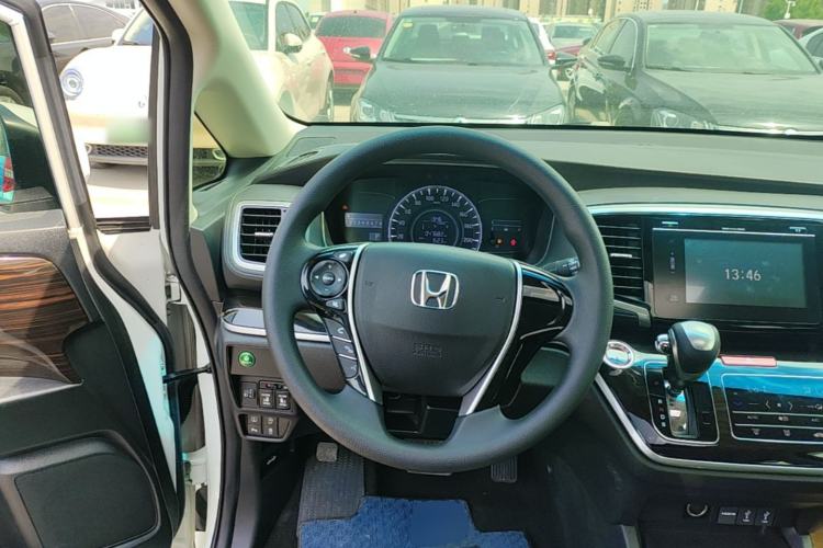 Used Honda Odyssey 2018 2.4L Luxury Edition Steering Wheel