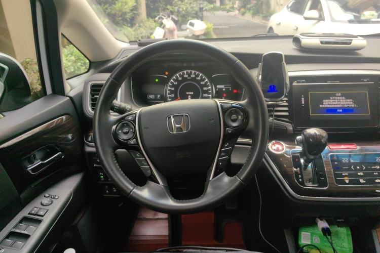 Used Honda Odyssey 2018 2.4L Supreme Edition Steering Wheel