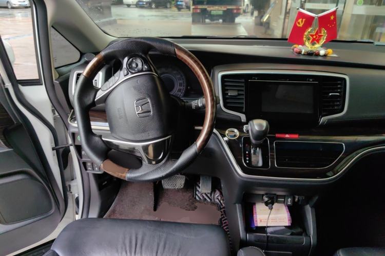 Used Honda Odyssey 2018 2.4L Luxury Edition Steering Wheel