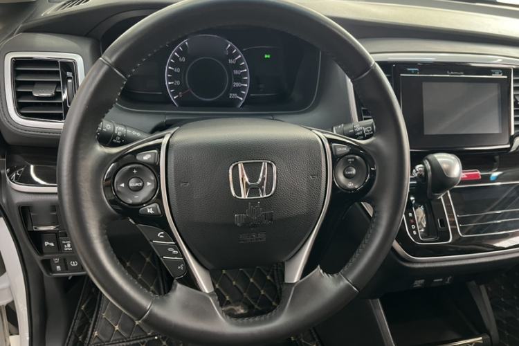 Used Honda Odyssey 2018 2.4L Smart Edition Steering Wheel