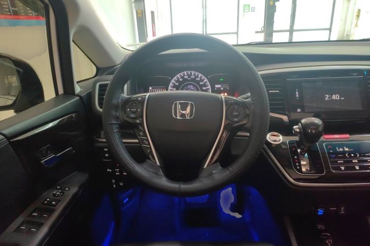 Used Honda Odyssey 2018 2.4L Smart Edition Steering Wheel