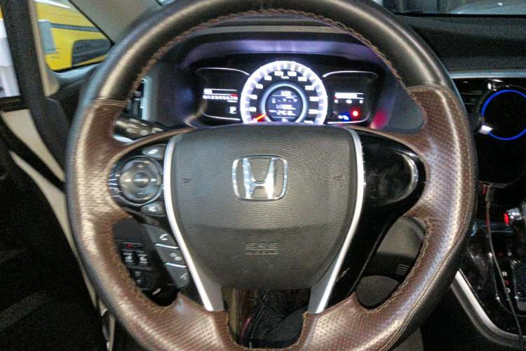 Used Honda Odyssey 2018 2.4L Luxury Edition Steering Wheel