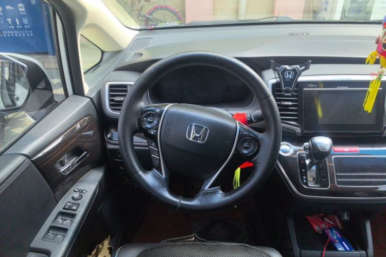 Used Honda Odyssey 2018 2.4L Smart Edition Steering Wheel