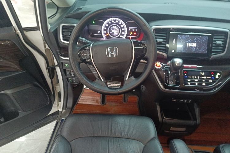 Used Honda Odyssey 2018 2.4L Luxury Edition Steering Wheel