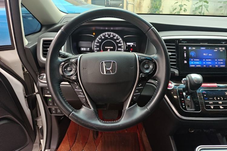 Used Honda Odyssey 2018 2.4L Supreme Edition Steering Wheel