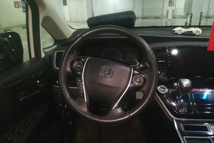 Used Honda Odyssey 2018 2.4L Smart Edition Steering Wheel