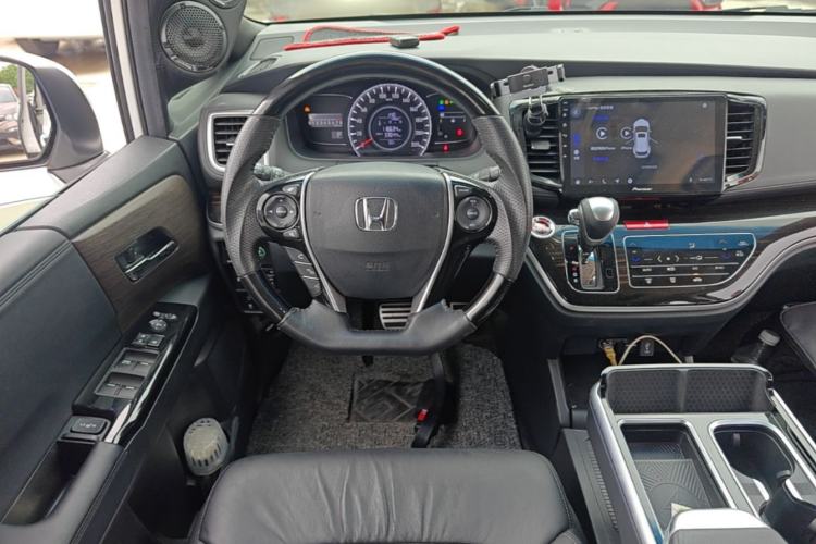 Used Honda Odyssey 2018 2.4L Smart Edition Steering Wheel