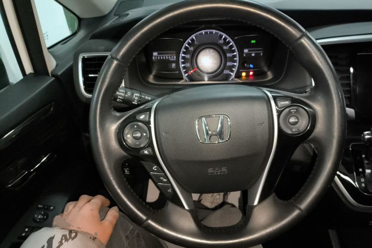 Used Honda Odyssey 2018 2.4L Smart Edition Steering Wheel