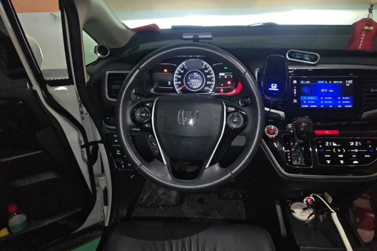 Used Honda Odyssey 2018 2.4L Smart Edition Steering Wheel