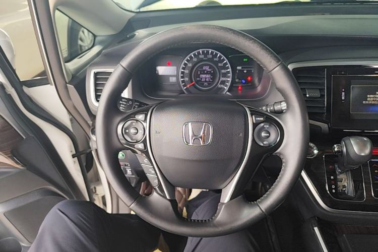 Used Honda Odyssey 2018 2.4L Smart Edition Steering Wheel