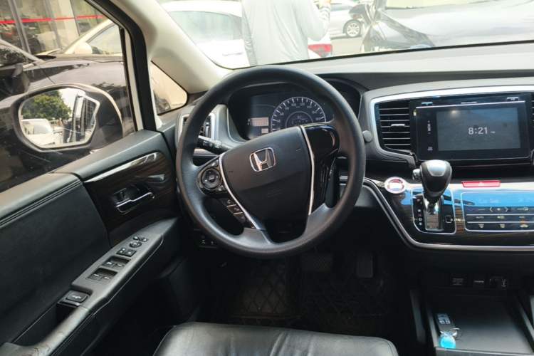 Used Honda Odyssey 2018 2.4L Luxury Edition Steering Wheel