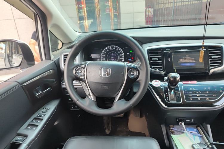 Used Honda Odyssey 2018 2.4L Smart Edition Steering Wheel