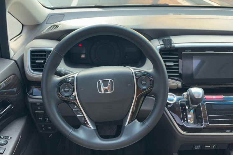 Used Honda Odyssey 2018 2.4L Smart Edition Steering Wheel