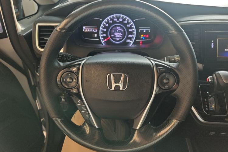 Used Honda Odyssey 2018 2.4L Luxury Edition Steering Wheel