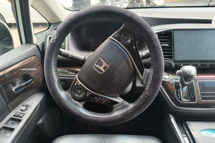 Used Honda Odyssey 2018 2.4L Smart Edition Steering Wheel