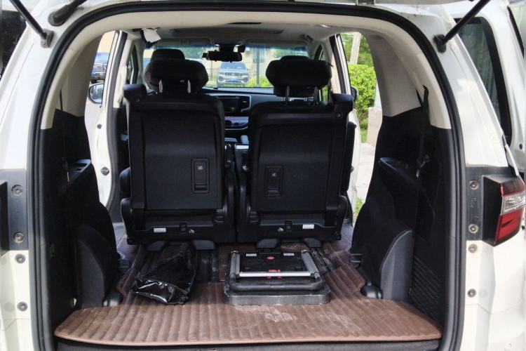 Used Honda Odyssey 2018 2.4L Supreme Edition Trunk