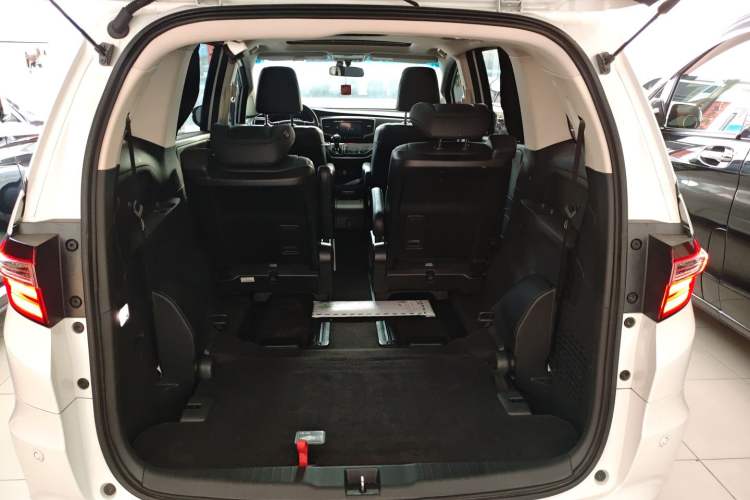 Used Honda Odyssey 2018 2.4L Smart Edition Trunk