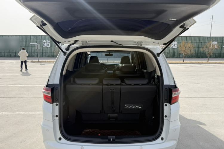 Used Honda Odyssey 2018 2.4L Luxury Edition Trunk
