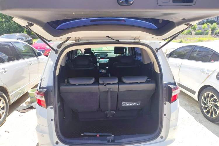 Used Honda Odyssey 2018 2.4L Luxury Edition Trunk