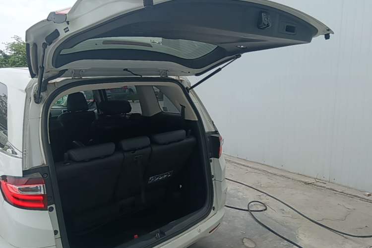 Used Honda Odyssey 2018 2.4L Prestige Edition Trunk