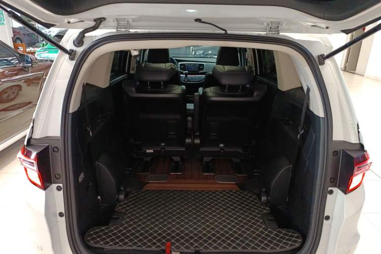 Used Honda Odyssey 2018 2.4L Smart Edition Trunk