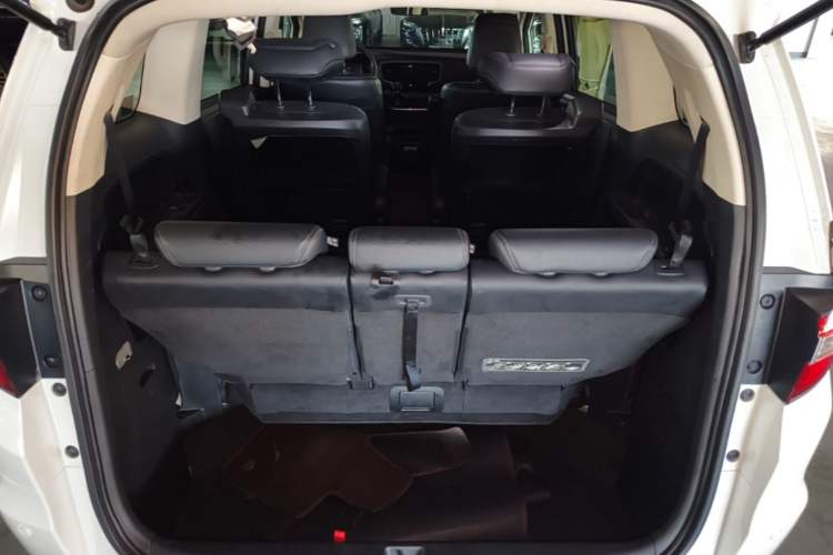 Used Honda Odyssey 2018 2.4L Luxury Edition Trunk