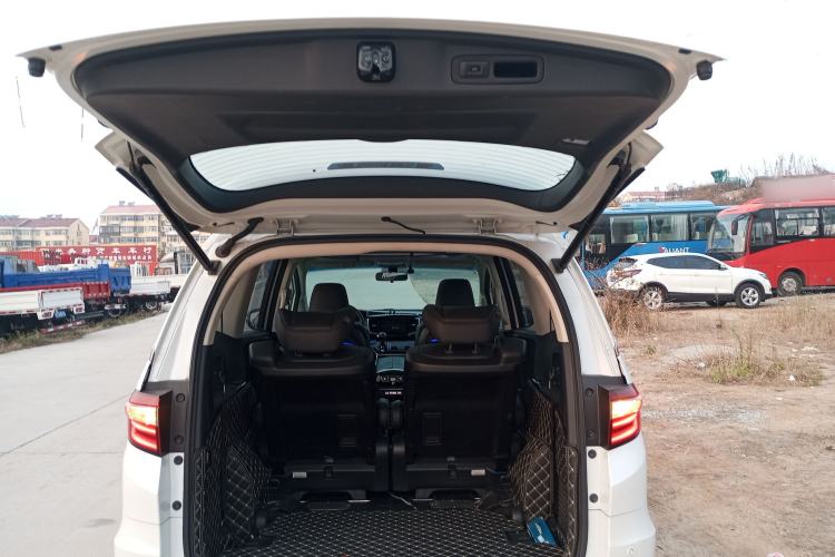 Used Honda Odyssey 2018 2.4L Luxury Edition Trunk