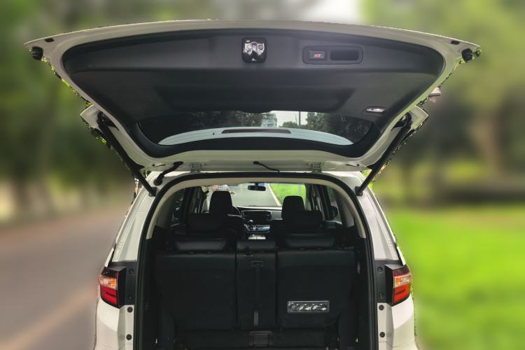 Used Honda Odyssey 2018 2.4L Luxury Edition Trunk