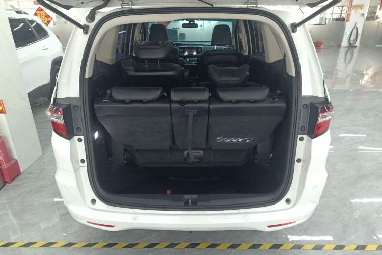 Used Honda Odyssey 2018 2.4L Luxury Edition Trunk