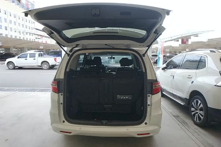 Used Honda Odyssey 2018 2.4L Comfort Version Trunk