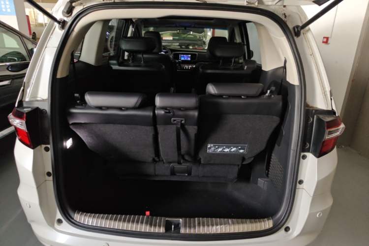 Used Honda Odyssey 2018 2.4L Luxury Edition Trunk