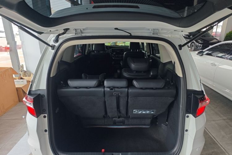 Used Honda Odyssey 2018 2.4L Luxury Edition Trunk