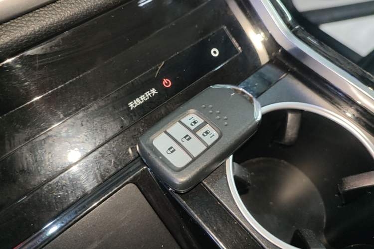Used Honda Odyssey 2018 2.4L Luxury Edition Vehicle Key