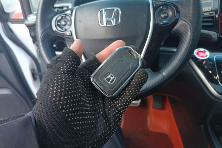 Used Honda Odyssey 2018 2.4L Smart Edition Vehicle Key