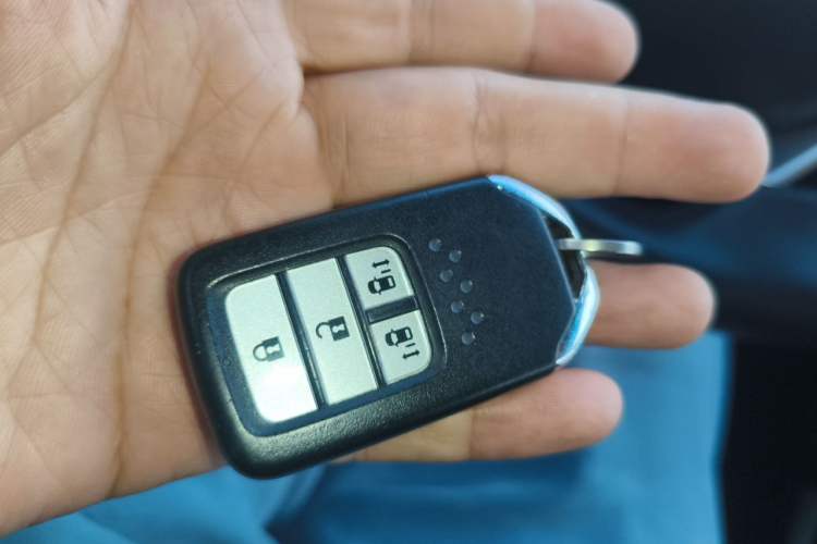 Used Honda Odyssey 2018 2.4L Smart Edition Vehicle Key
