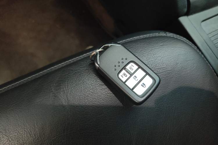 Used Honda Odyssey 2018 2.4L Prestige Edition Vehicle Key