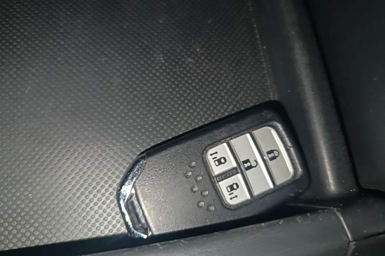 Used Honda Odyssey 2018 2.4L Supreme Edition Vehicle Key
