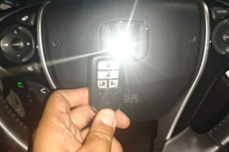 Used Honda Odyssey 2018 2.4L Smart Edition Vehicle Key