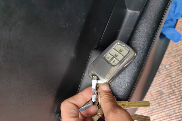 Used Honda Odyssey 2018 2.4L Luxury Edition Vehicle Key